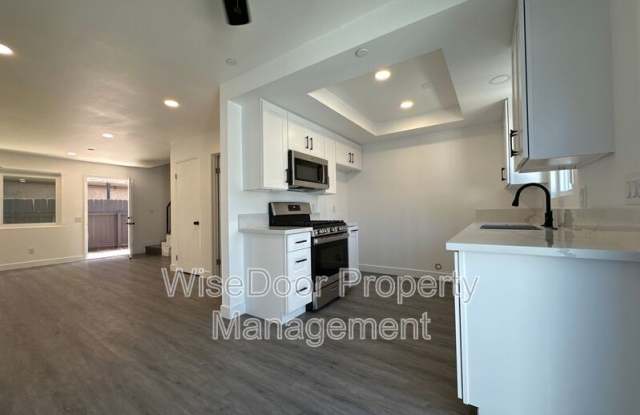 810 S Flower St. Gallery 2
