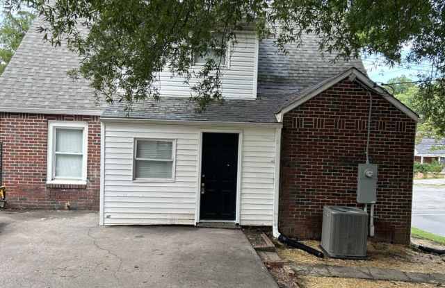 2437 N PATTERSON AVENUE Gallery 3