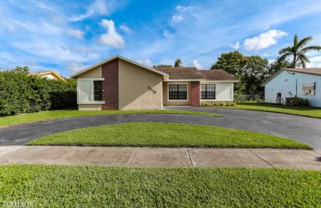 8594 NW 3rd St - 8594 Northwest 3rd Street, Pembroke Pines, FL 33024