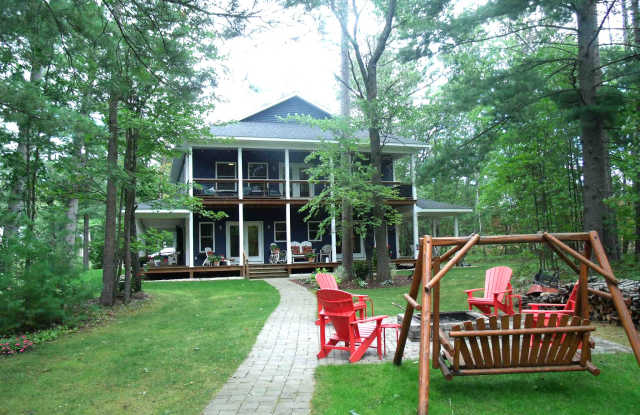 6363 Burchfield Road Gallery 1