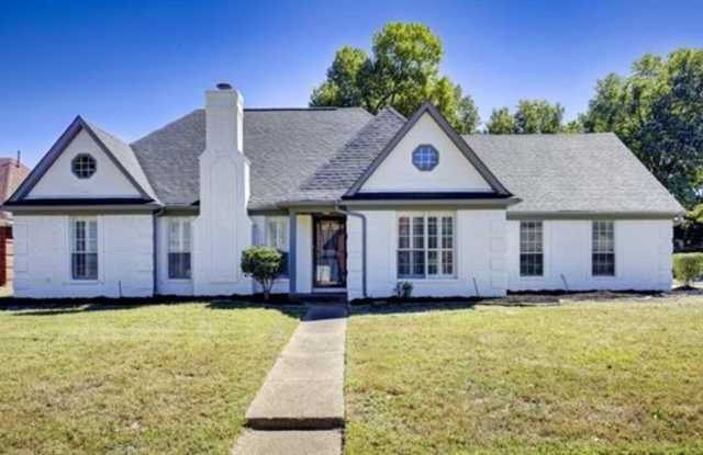 6479 STONE LAKE photos photos