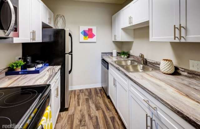 2929 S Keerney St 204 - 2929 South Kearney Street, Holly Hills, CO 80222