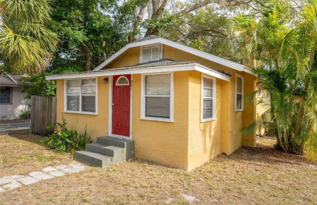 901 VINE AVENUE - 901 Vine Avenue, Clearwater, FL 33755
