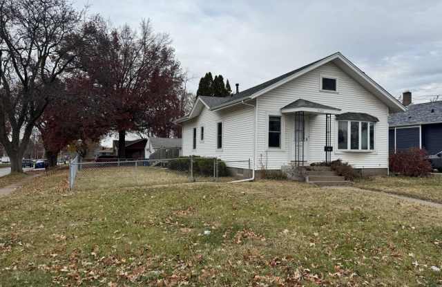 3122 W LOCUST Street photos photos 3122 W LOCUST Street photos photos