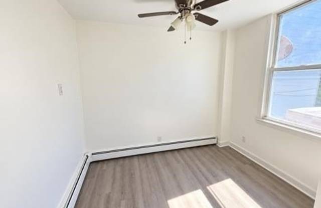 105 ZABRISKIE ST Gallery 3