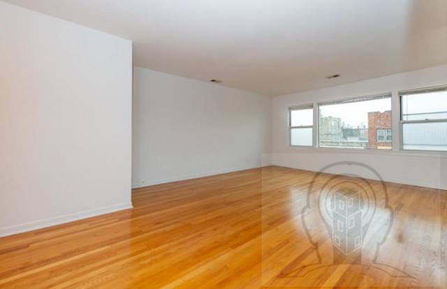 5222 West Belmont Avenue Gallery 4