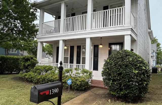 1390 ISLAND TOWN - 1390 Island Town Drive, Memphis, TN 38103 1390 ISLAND TOWN - 1390 Island Town Drive, Memphis, TN 38103