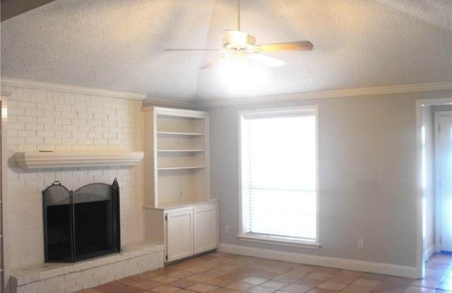 603 Stoneybrook Drive Gallery 4