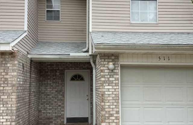 Spacious 2 Bedroom Townhouse in Mary Esther! Gallery 3