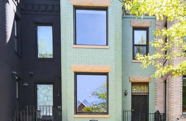 1707 N CAPITOL Street NE Gallery 1