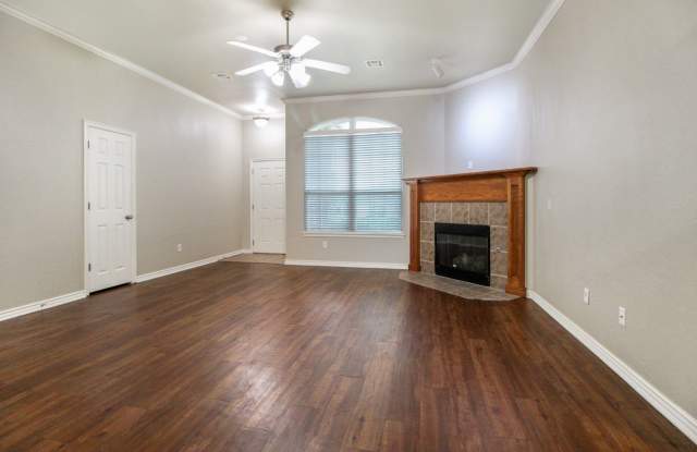 Beautiful 3 Bed, 2 Bath In Edmond Gallery 3