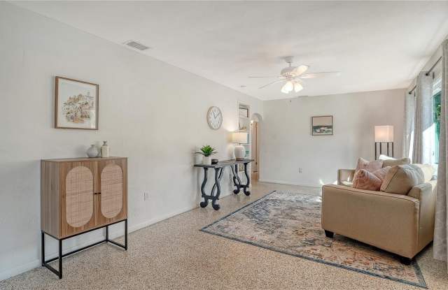 209 BRIGGS Court Gallery 3