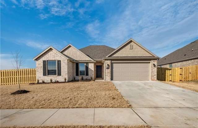 315  S Coventry  AVE - 315 S Coventry, Farmington, AR 72730