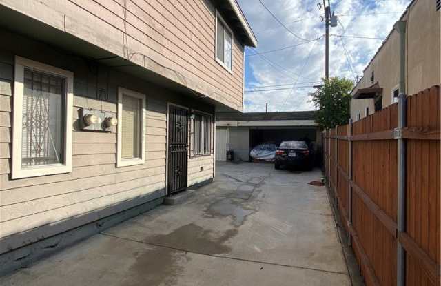 1518 Norman Place photos photos