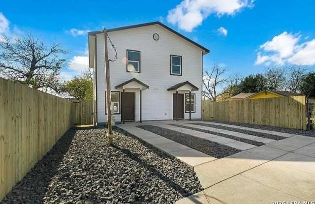 2654 Dignowity Ave unit: 102 photos photos