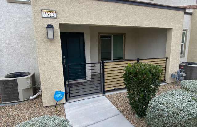 AMERICANA Property Mgmt - Beautiful  gated 3 beds, 2 story Townhouse near NLV Airport photos photos