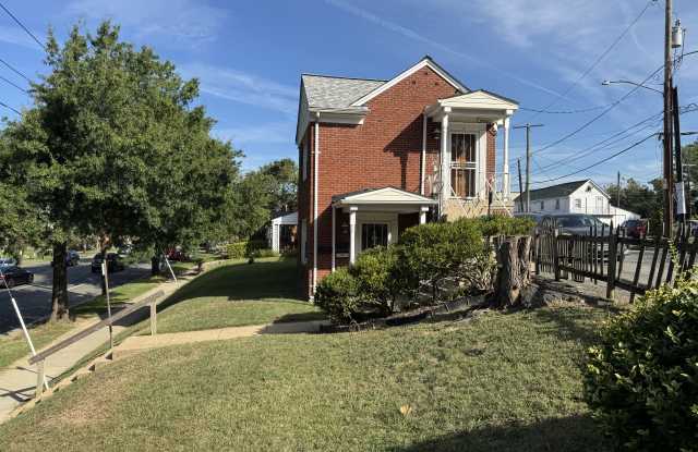 5001 North Capitol St Ne - 5001 North Capitol Street Northeast, Washington, DC 20011