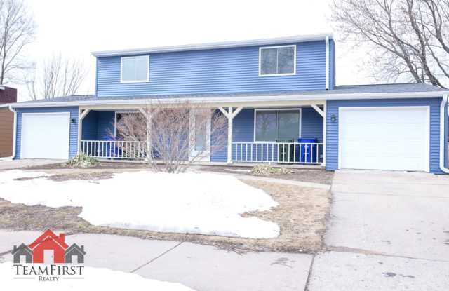 2022 Terry Lane photos photos