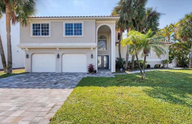 120 SANDS POINT Drive Gallery 3