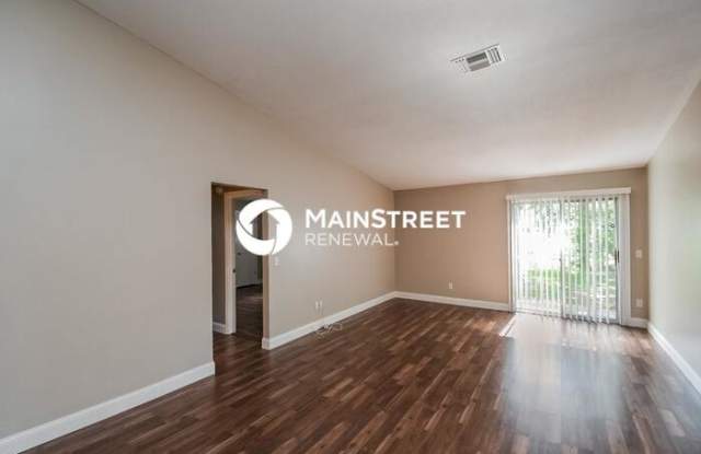 10927 Horse Track Drive East Gallery 3