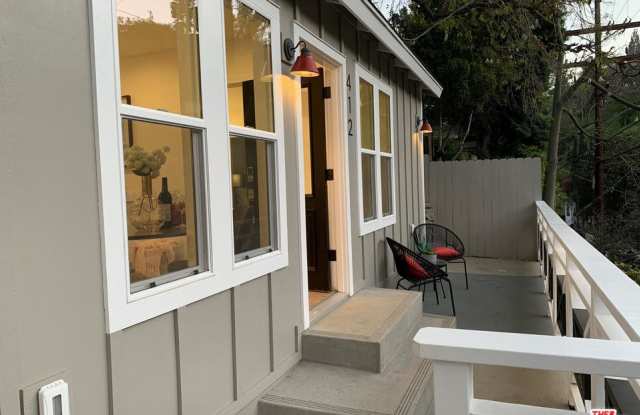 412 MUSEUM Drive Gallery 3
