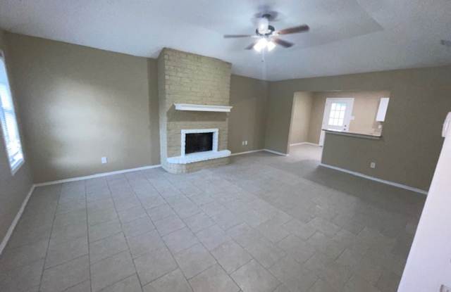 3 bedroom 2 bathrooms Gallery 3
