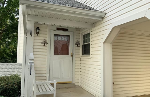 2907-A S WOODSTOCK ST - 2907 S Woodstock St, Arlington, VA 22206