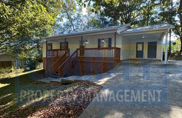Updated 3 bedroom, 2 bath ranch home! Gallery 1