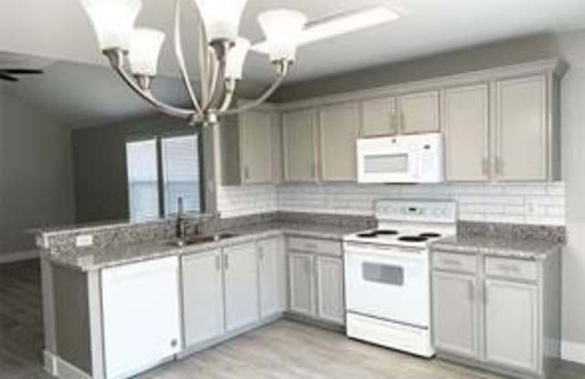 516 Robinwood Drive Gallery 4