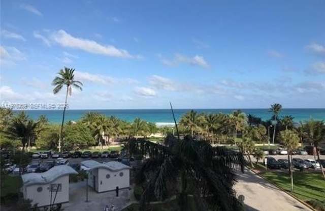 6450 Collins Ave photos photos