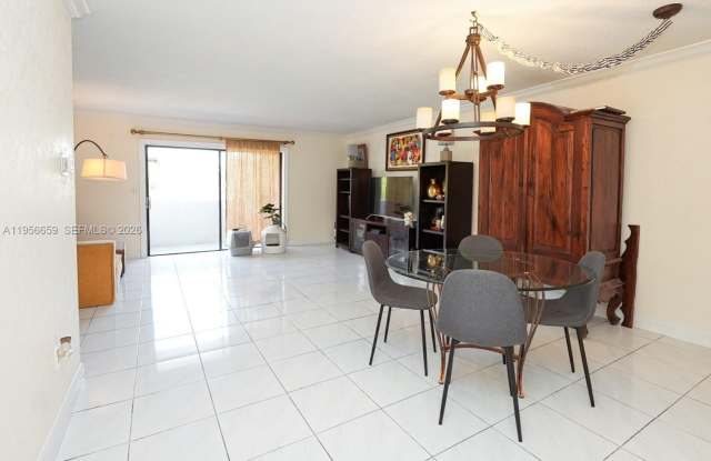 130 S Shore Dr photos photos