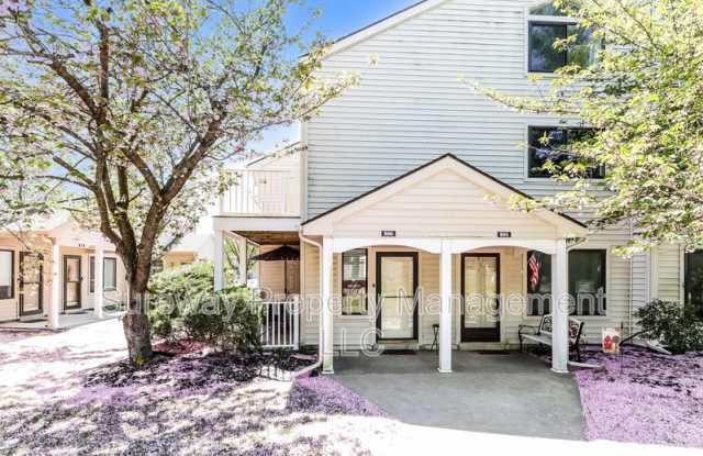 806 Gregorys Way photos photos