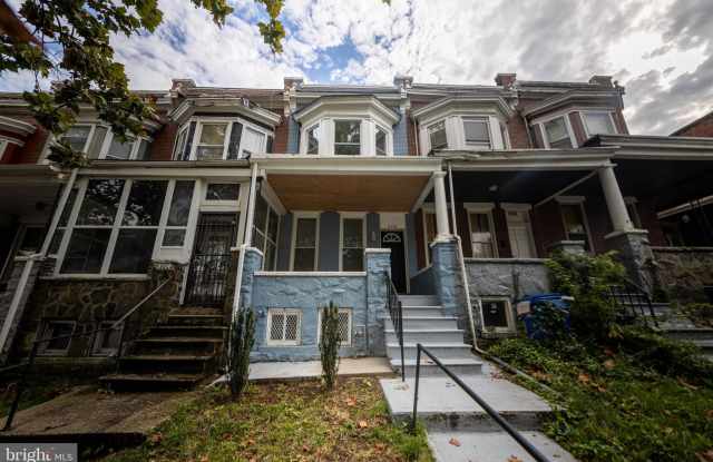 2721 W MOSHER Street photos photos