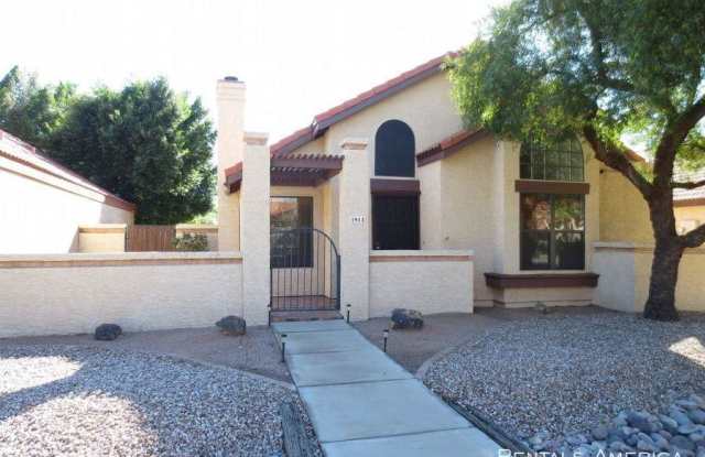 1911 E Secretariat Dr - 1911 East Secretariat Drive, Tempe, AZ 85284