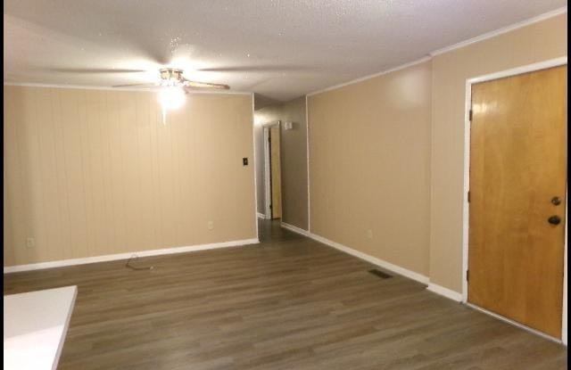 5116 Lynch Drive Gallery 2