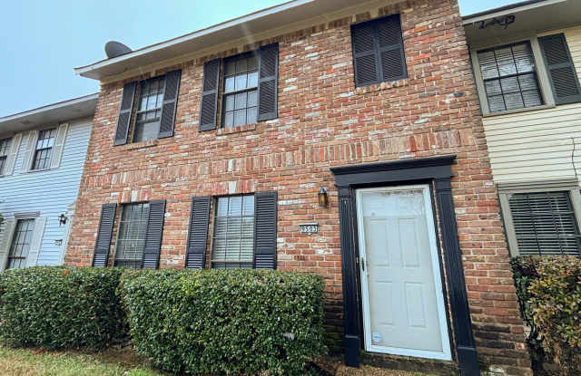 SPACIOUS COZY TOWNHOME IN GATED COMMUNITY photos photos