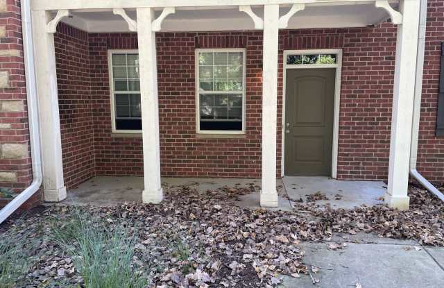 Shelby Township-2 Bedrooms, 2-Baths, 1st Floor Unit, Attached garage by Stoney Creek Park Gallery 2