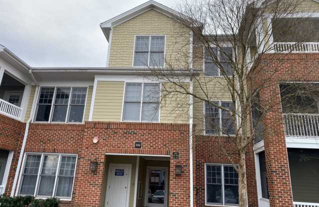 Charming 1-Bedroom Home in Secure Cary Location with Modern Finishes! - 824 Waterford Lake Drive, Cary, NC 27519
