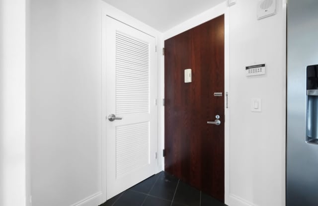 Gateway - 2/Bedroom Corner Gallery 3