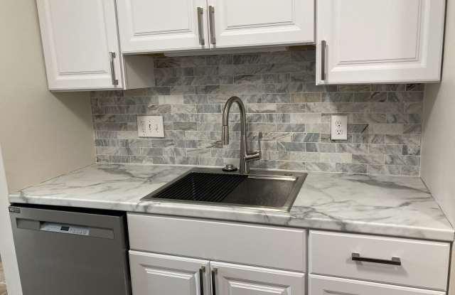 4332 Villa Dr - 4332 Villa Drive, Blue Ash, OH 45242