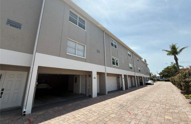 1117 PINELLAS BAYWAY S Gallery 2