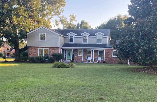 4 BR/ 3 1/2 Bathrooms Home Centrally located within Oconee County on Highway 53 Available soon! photos photos
