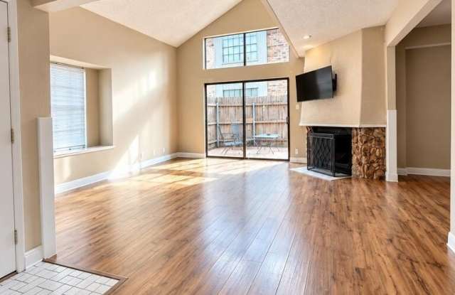 1475 Brittany Lane Gallery 1
