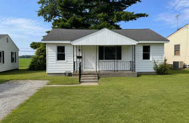 Beautiful 3BD/1BA Available Now Gallery 1