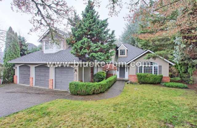 5 Bed, 2.5 Baths Luxury Home in Murrayhill Near Cooper Mtn Parks photos photos