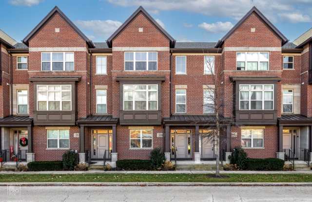 Luxury Townhome with 3 Bedrooms, 2.5 Baths, and 2 Car Garage Located in Vernon Hills in the Aspen Pointe subdivision! photos photos