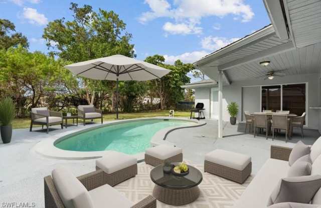 8707 Chatham Street photos photos