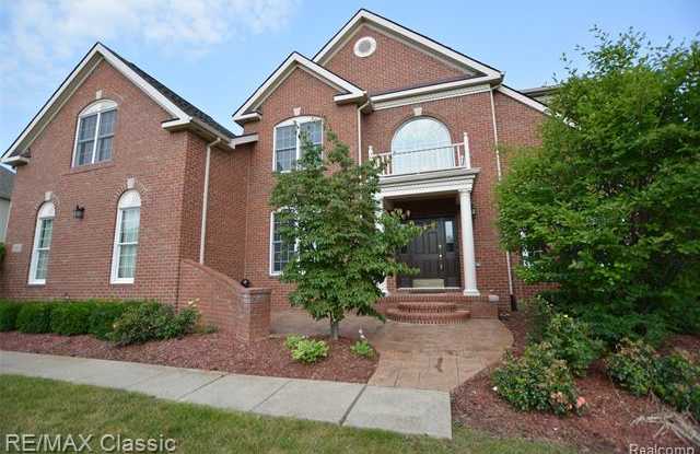 25020 HADLOCK Drive Gallery 2