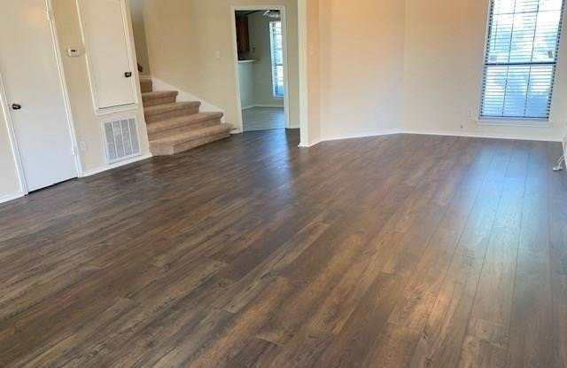 2105 Prairie Creek Trail Gallery 4