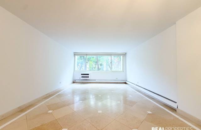 1344 N Dearborn St Gallery 1